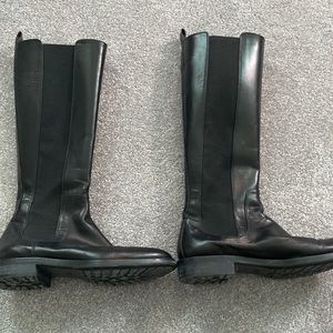 Hugo Boss boots sz 38